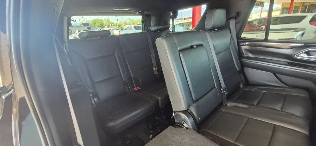 Chevrolet Tahoe photo 14