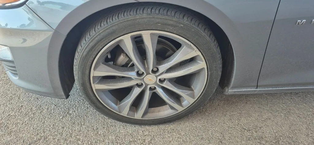Chevrolet Malibu photo 18