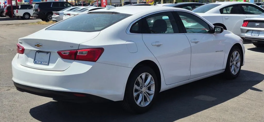 Chevrolet Malibu photo 6