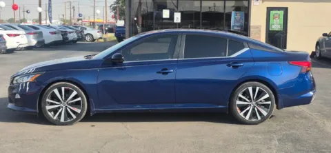 Another view of 2019 Nissan Altima 2.5 SR Sedan 4D for sale in El Paso, TX at Best Deal Auto Group