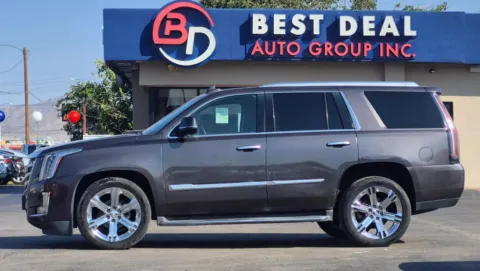 Gray 2016 Cadillac Escalade Luxury Sport Utility 4D for sale in El Paso, TX