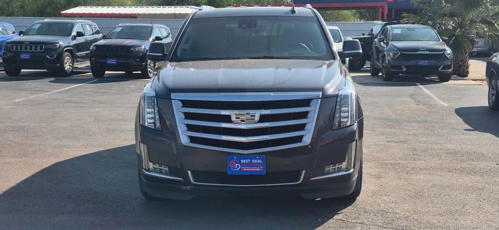 Cadillac Escalade photo 9