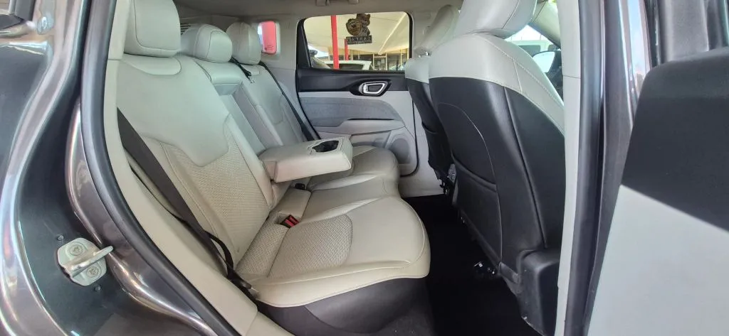 Jeep Compass photo 13