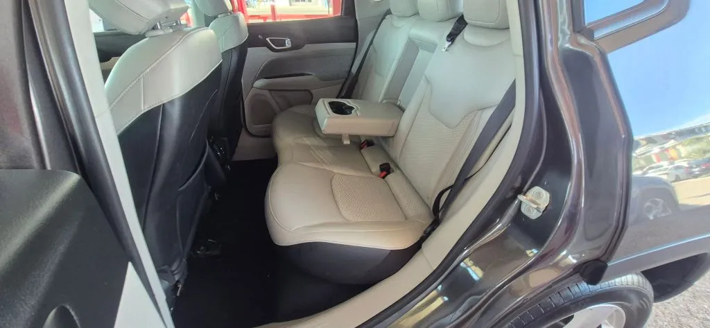 Jeep Compass photo 12