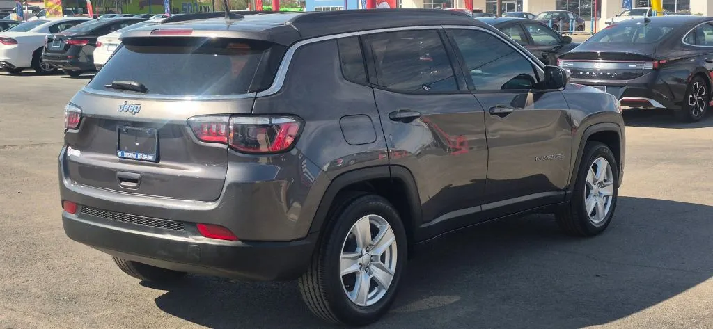 Jeep Compass photo 6
