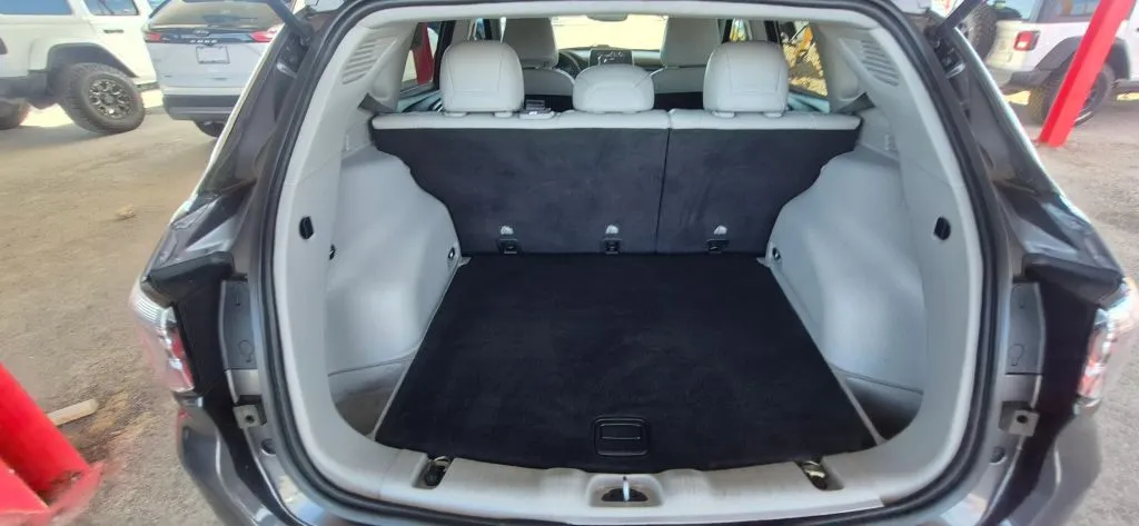 Jeep Compass photo 16