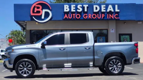 Gray 2019 Chevrolet Silverado 1500 Crew Cab LT Pickup 4D 5 3/4 ft for sale in El Paso, TX