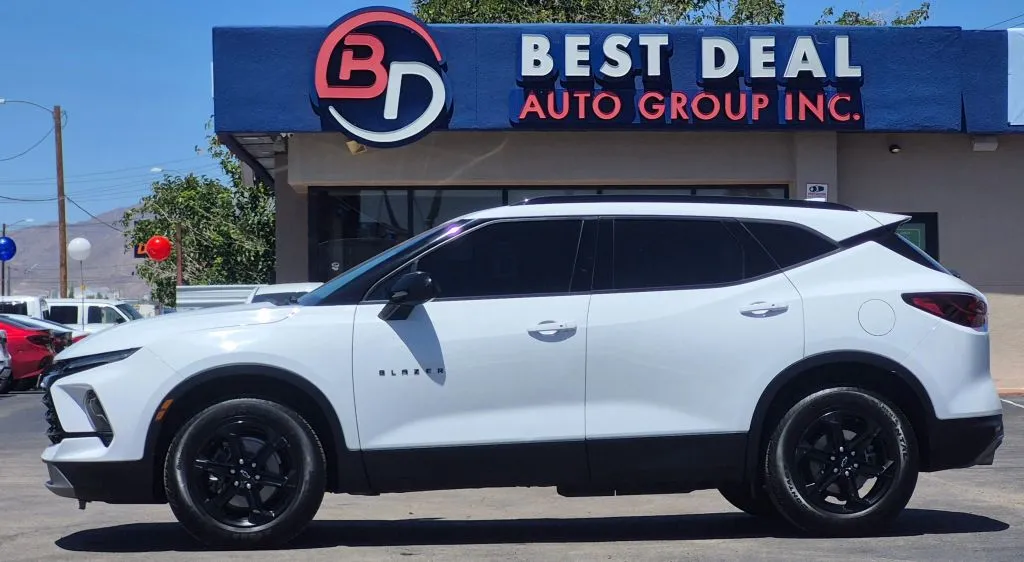 White 2023 Chevrolet Blazer 2LT Sport Utility 4D for sale in El Paso, TX