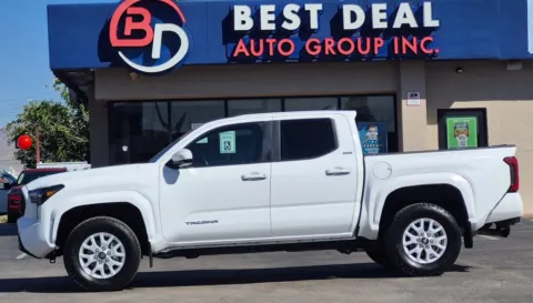 White 2024 Toyota Tacoma Double Cab SR5 Pickup 4D 5 ft for sale in El Paso, TX