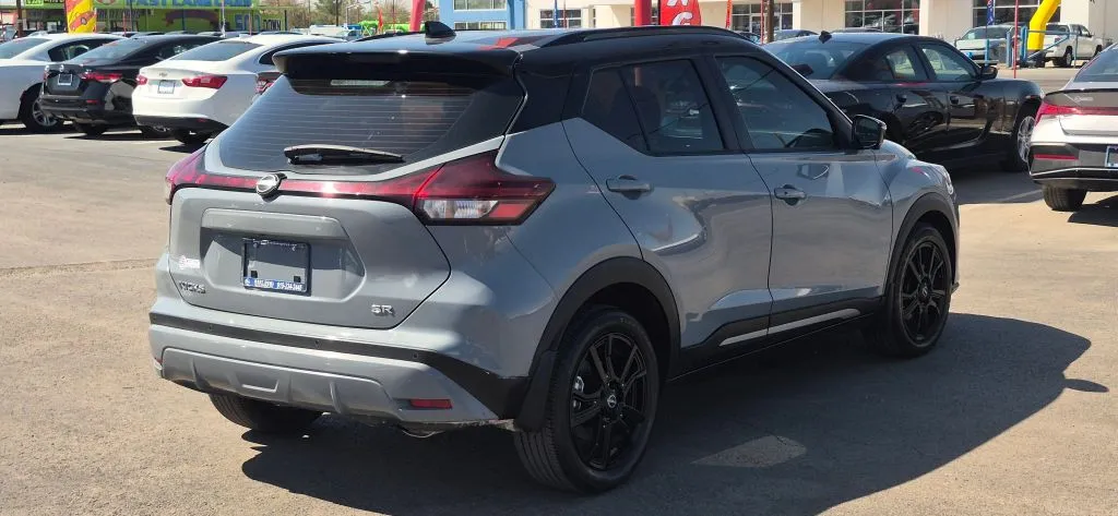 Nissan Kicks photo 6