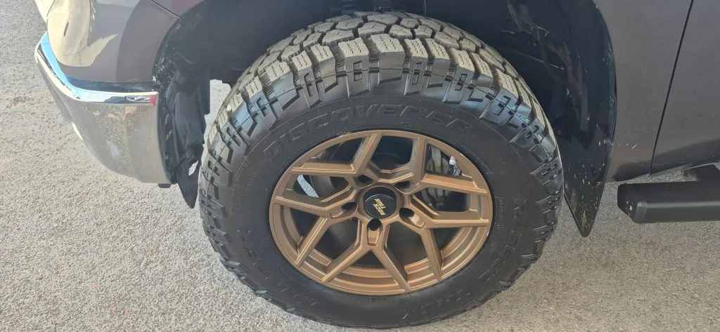 Toyota Tundra photo 17