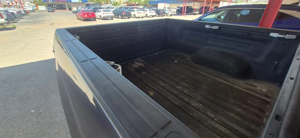 Toyota Tundra photo 18