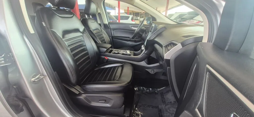 Ford Edge photo 13
