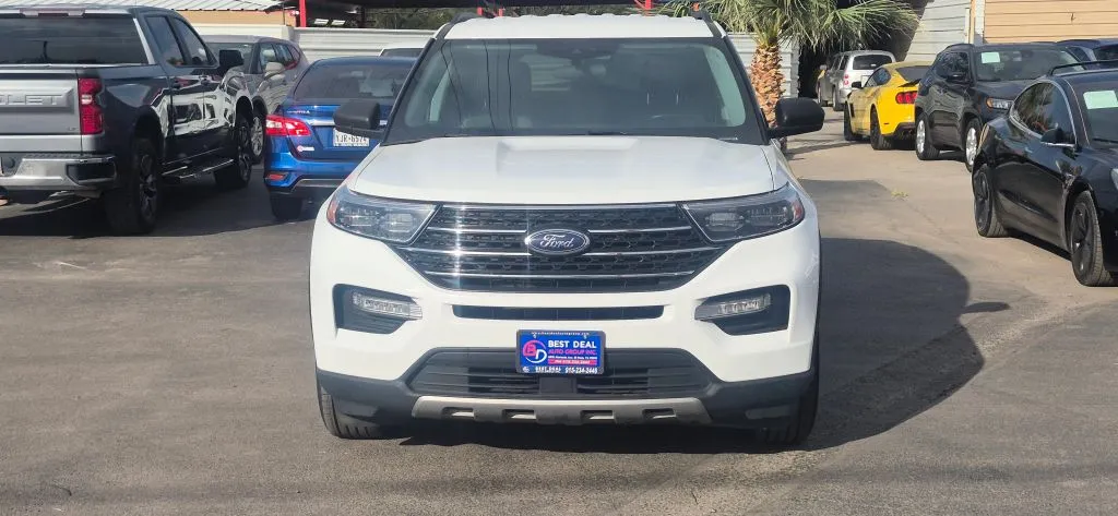 Ford Explorer photo 9
