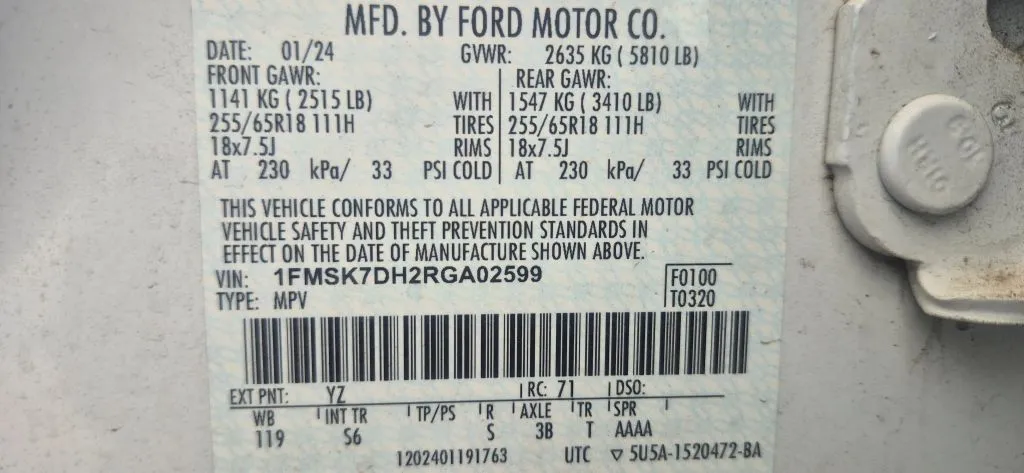 Ford Explorer photo 10