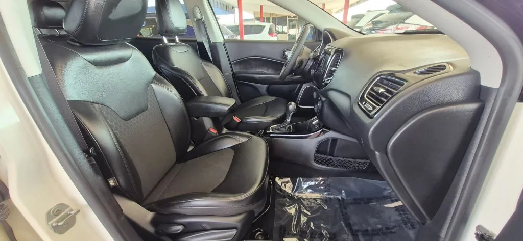 Jeep Compass photo 14