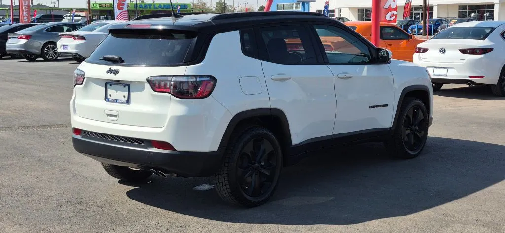 Jeep Compass photo 6