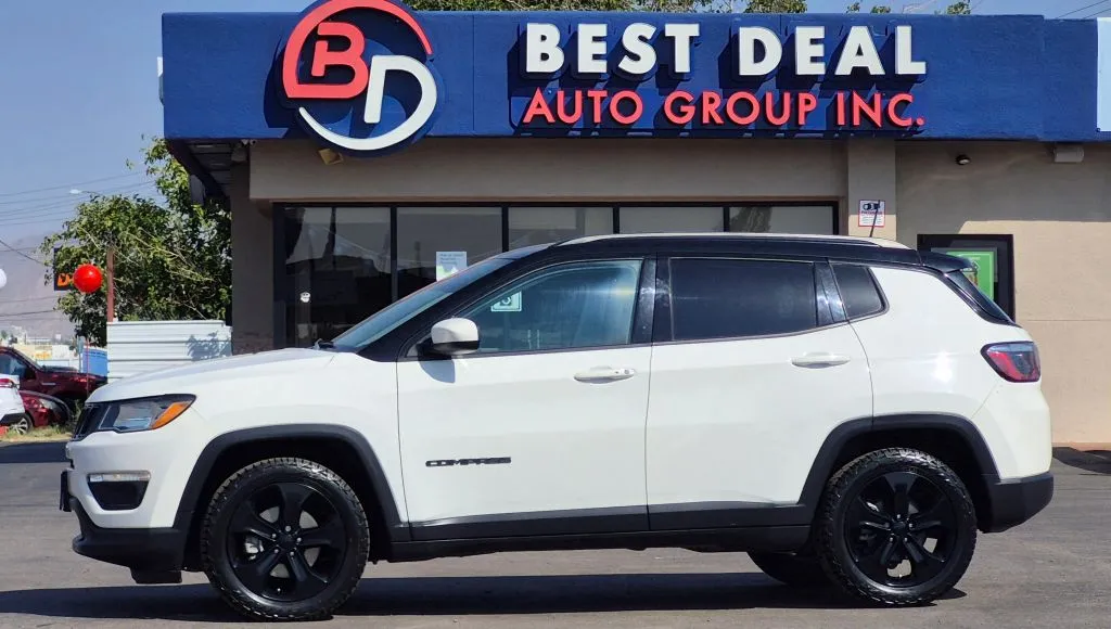 White 2021 Jeep Compass Altitude Sport Utility 4D for sale in El Paso, TX