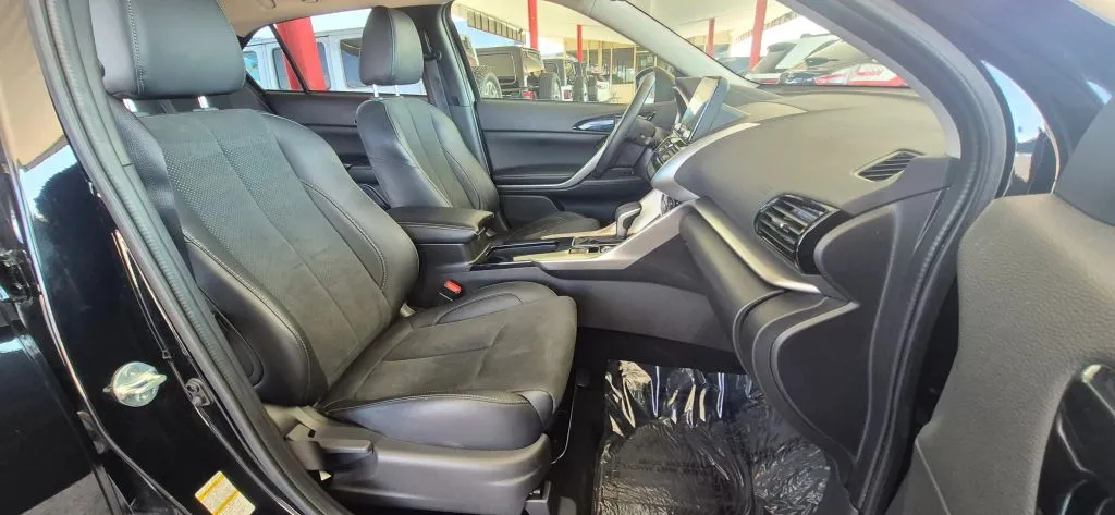 Mitsubishi Eclipse Cross photo 13