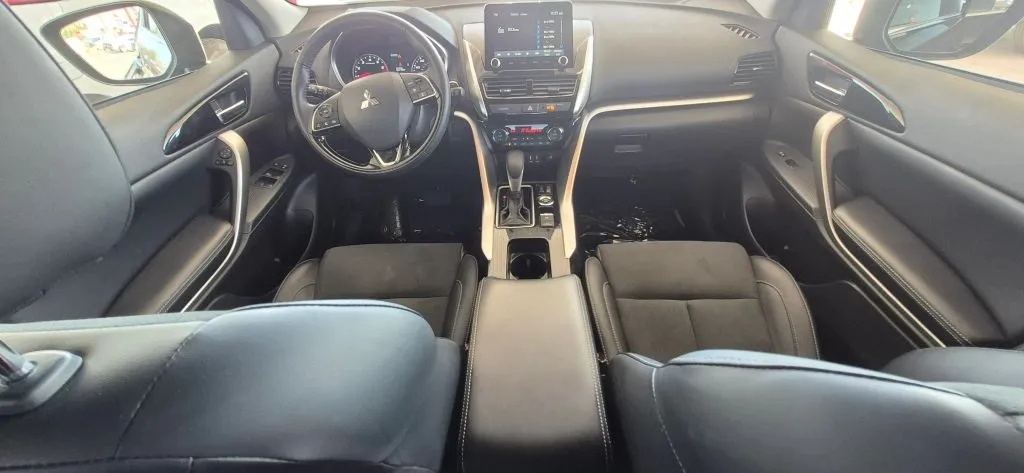 Mitsubishi Eclipse Cross photo 17