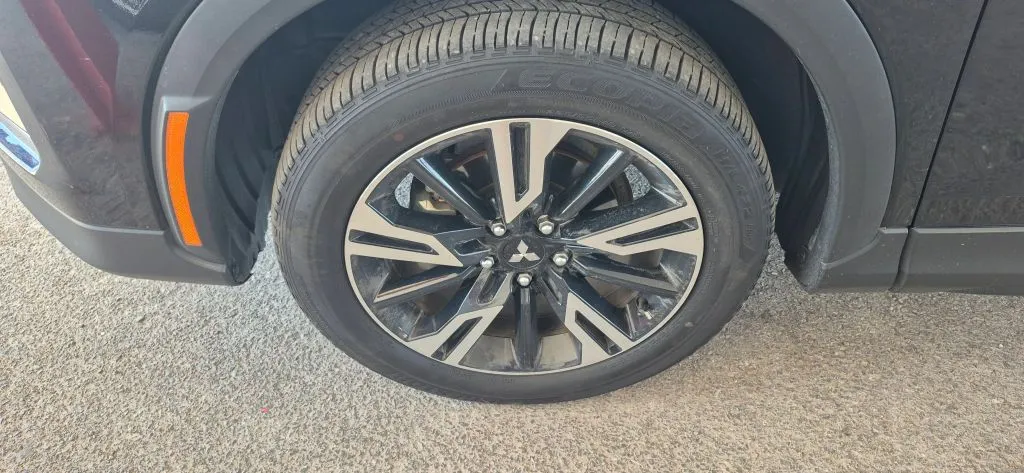 Mitsubishi Eclipse Cross photo 18