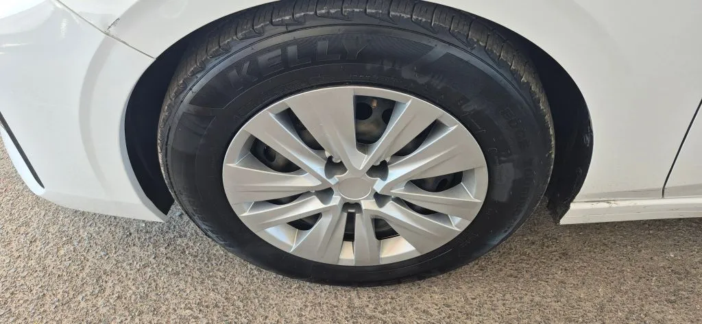 Nissan Sentra photo 17