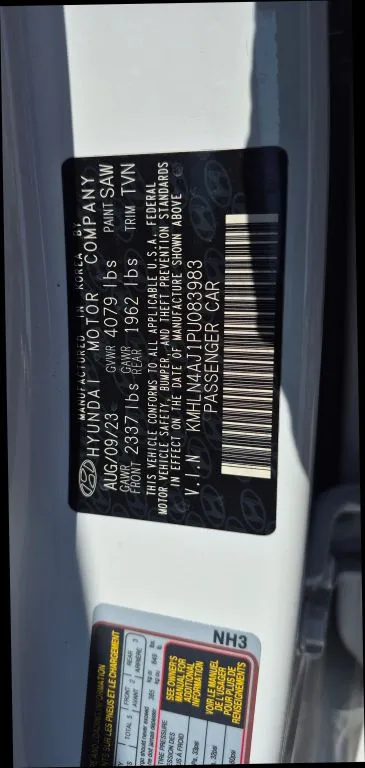 Hyundai Elantra photo 11