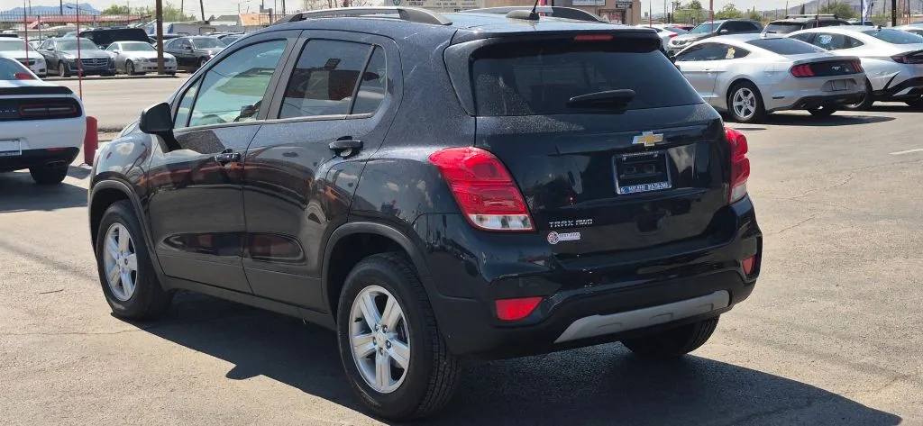 Chevrolet Trax photo 4