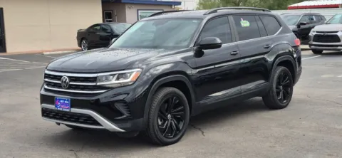 Photos of 2022 Volkswagen Atlas SE w/Tech Pkg Sport Utility 4D for sale in El Paso, TX at Best Deal Auto Group