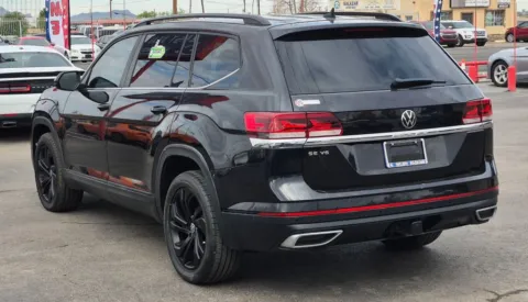 More photos of 2022 Volkswagen Atlas SE w/Tech Pkg Sport Utility 4D at Best Deal Auto Group, TX
