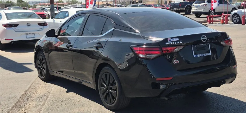 Nissan Sentra photo 4