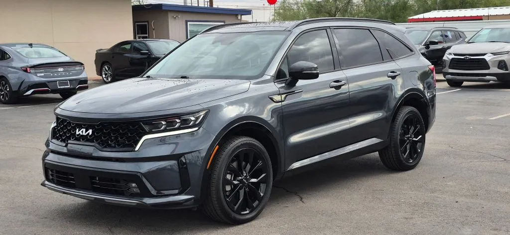 2023 Kia Sorento SX Sport Utility 4D