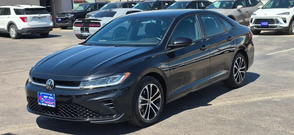 Volkswagen Jetta photo 2