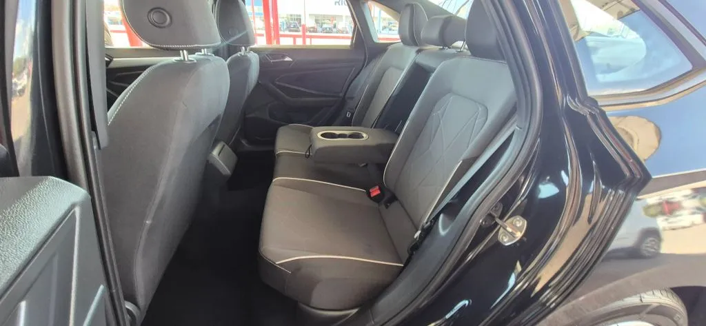 Volkswagen Jetta photo 12
