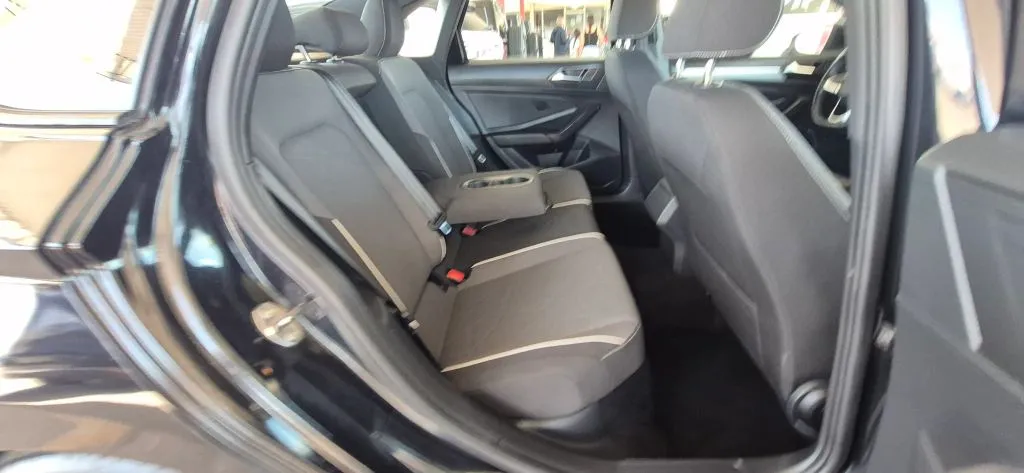 Volkswagen Jetta photo 13