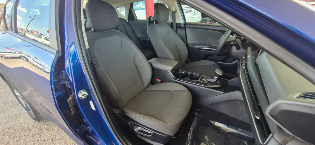 Kia K4 photo 14