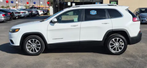 Another view of 2019 Jeep Cherokee Latitude Plus Sport Utility 4D for sale in El Paso, TX at Best Deal Auto Group