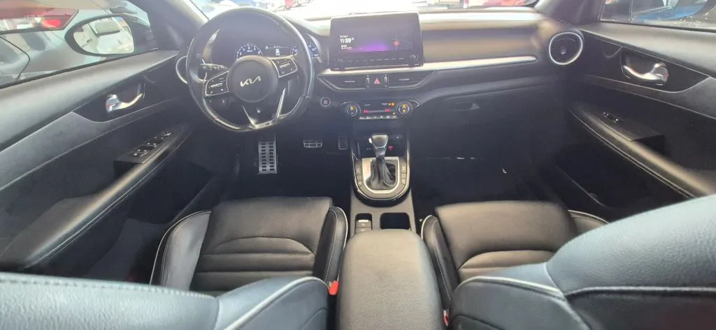 Kia Forte photo 16