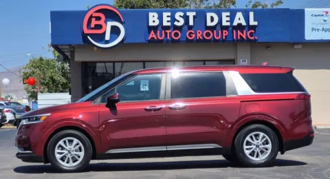 Red 2022 Kia Carnival LX w/Seat Pkg Minivan 4D for sale in El Paso, TX