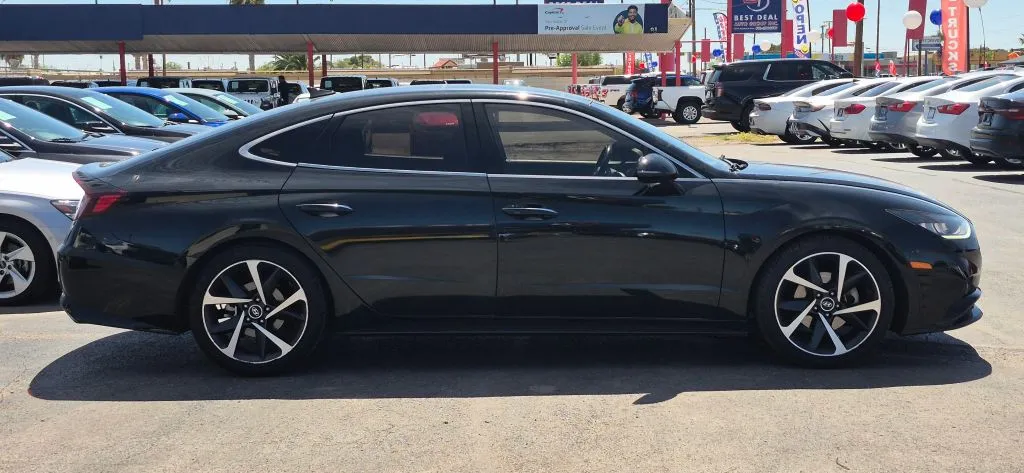 Hyundai Sonata photo 7