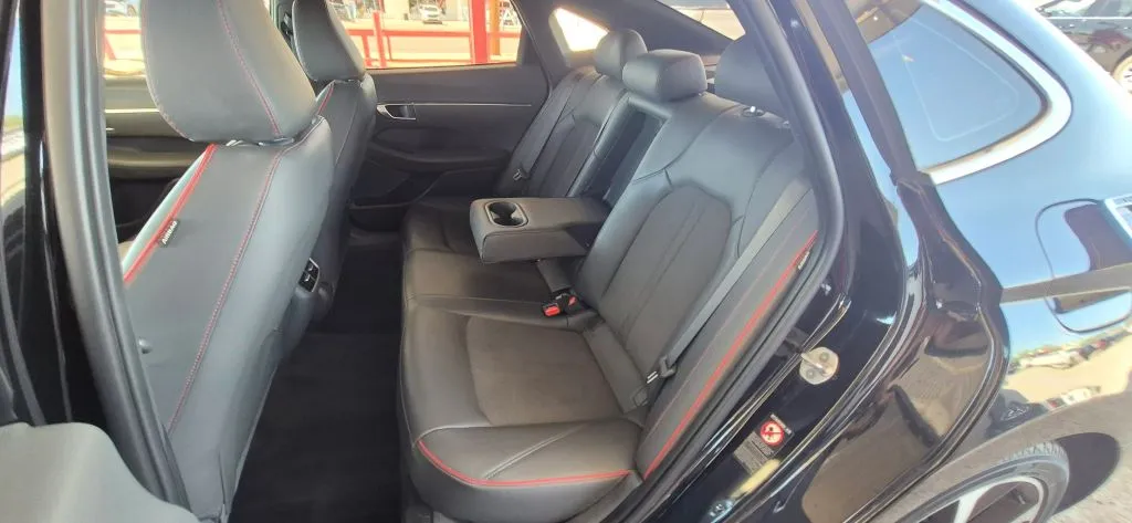 Hyundai Sonata photo 12