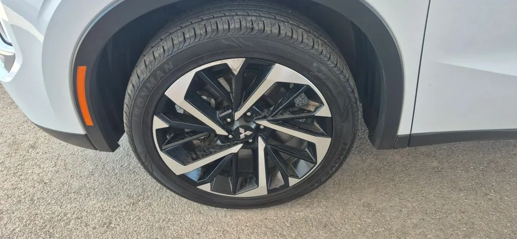 Mitsubishi Outlander photo 20