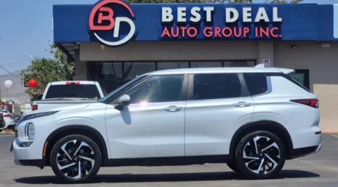 White 2023 Mitsubishi Outlander SE Sport Utility 4D for sale in El Paso, TX