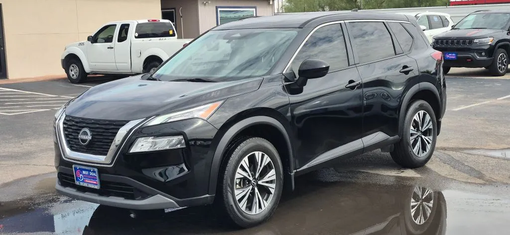 Nissan Rogue photo 2