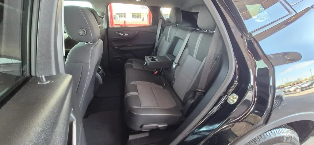 Chevrolet Blazer photo 12