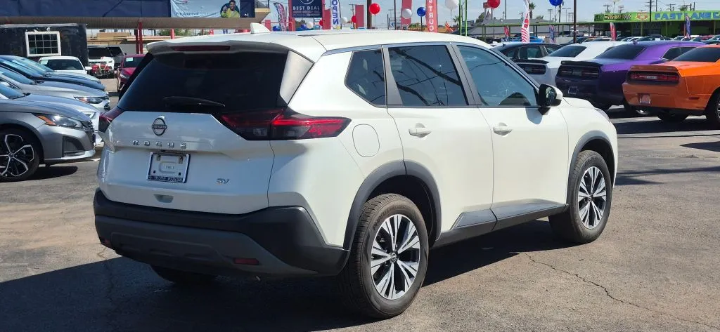 Nissan Rogue photo 6