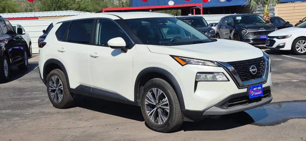 Nissan Rogue photo 8