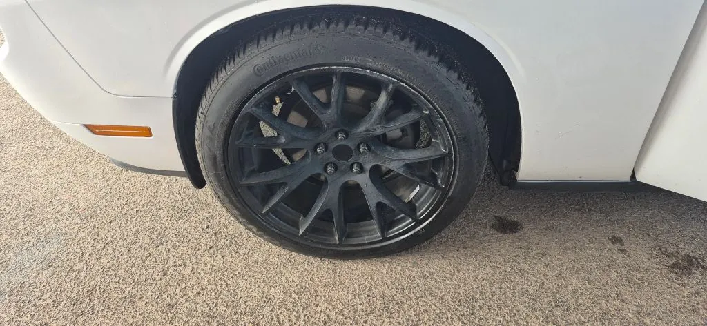 Dodge Challenger photo 17
