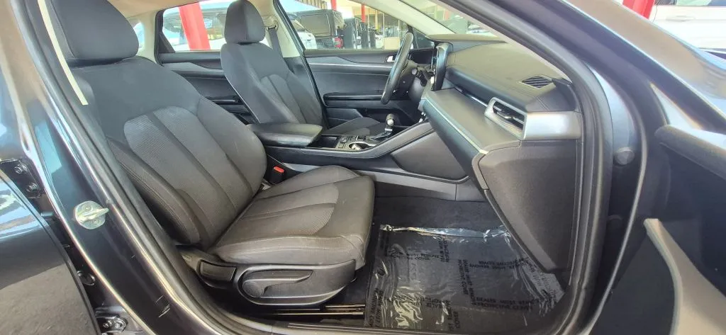 Kia K5 photo 14
