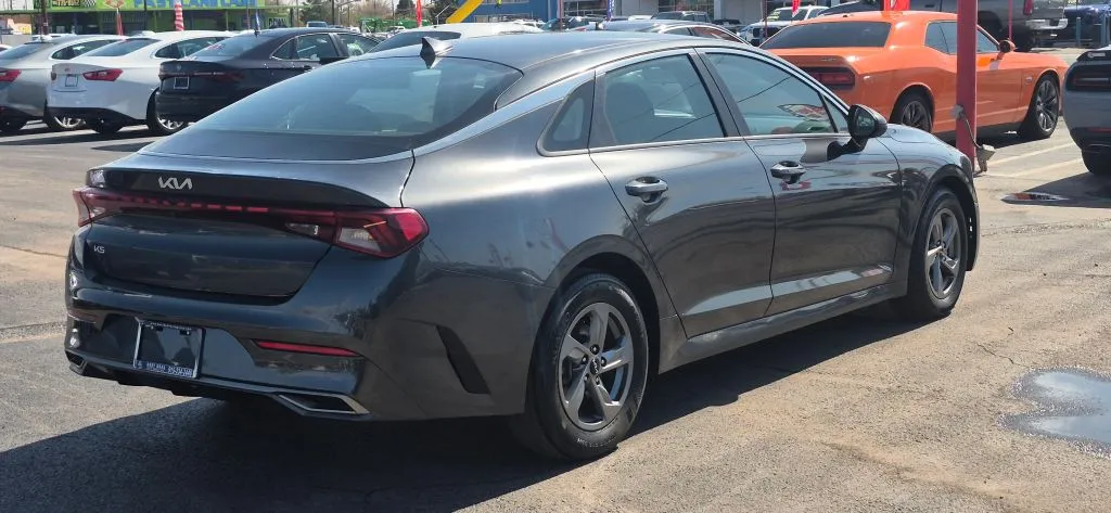 Kia K5 photo 6